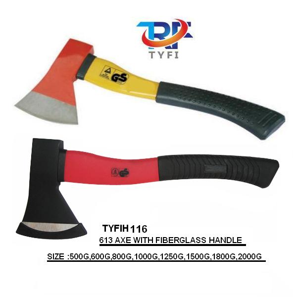 A613 AXE WITH FIBERGLASS HANDLE
